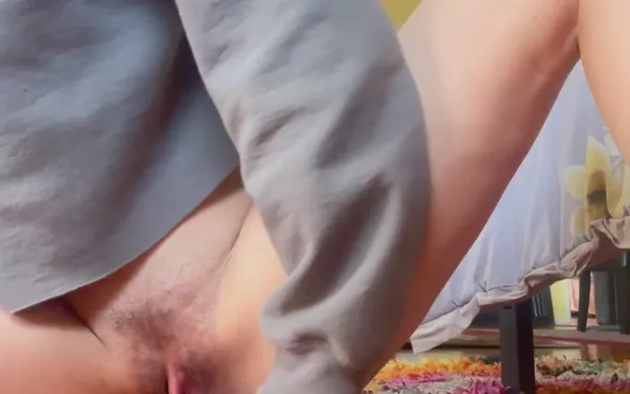 VibeWithMommy: Omg I Accidentally Squirted All Over the Floor and Had...