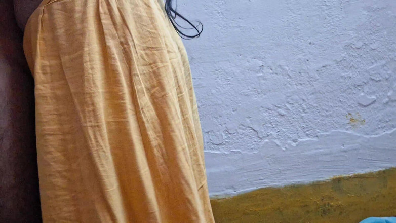 Busty Banuu: Грудастая горничная трахается, делает минет