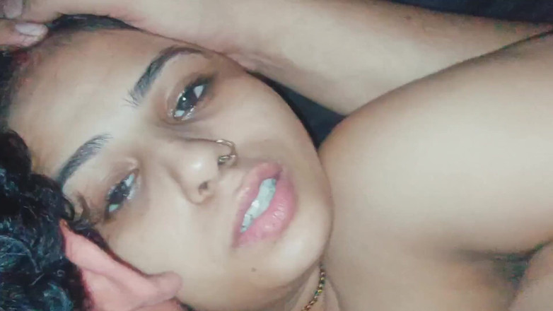 Hot Sis: Latika hablando sucio y follando duro