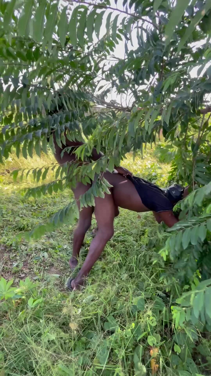 Sexylary: Outdoor Bareback Fuck
