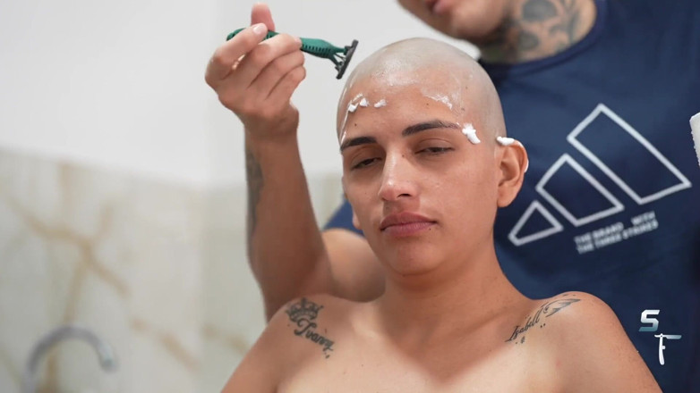 Shave Flix: Carolyn