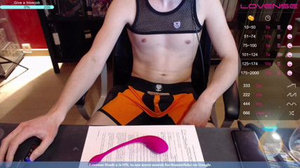 Snauwflake: Snauwflake si sta divertendo su chaturbate - Parte 1