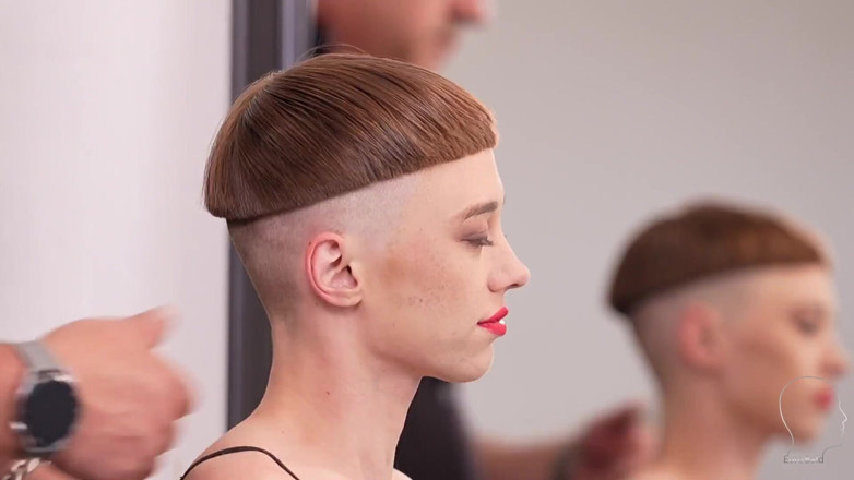 Euro Bald: Moniqe