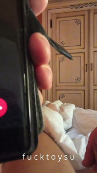 Taur timid matur inele de pulă adânc în gât călărire inversă și ejaculare înăuntru internă