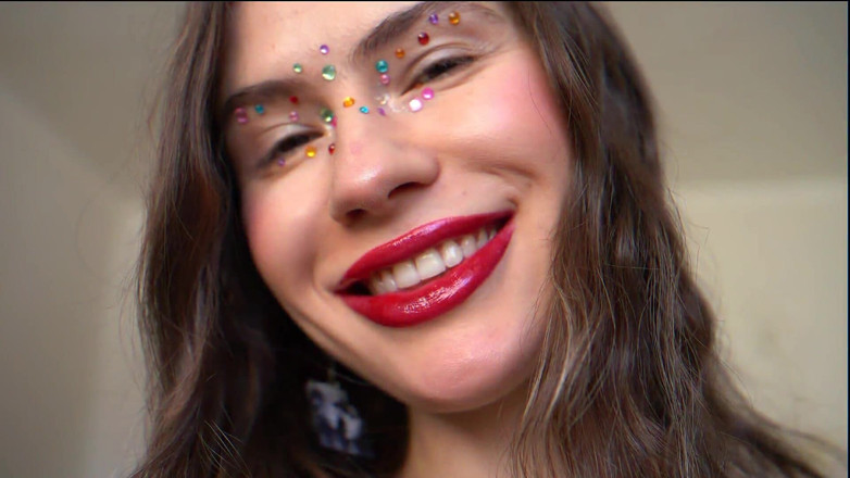 Rarible Diamond: Неслухняна принцеса Рубі цілується