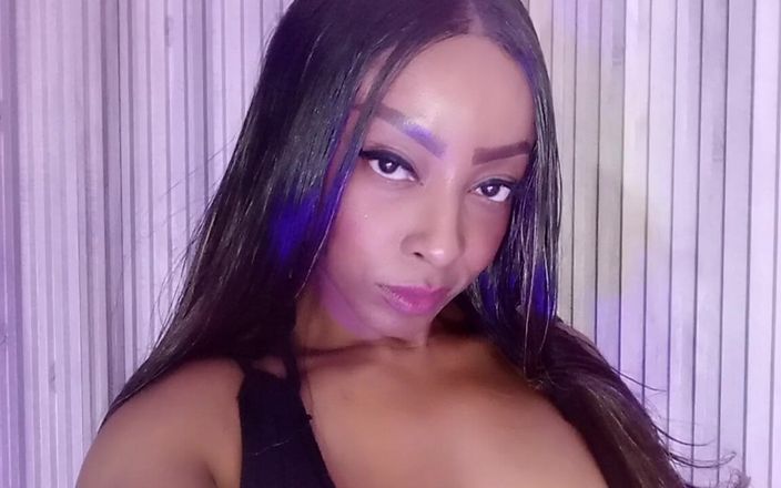 BriannaChelsea: La miLF che vuole scoparti