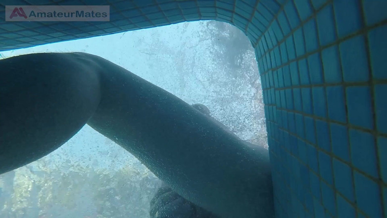 AmateurBoysPissing: Amador Ruivo De Pele Pálida Com Cuzinho Liso Quente Pego...