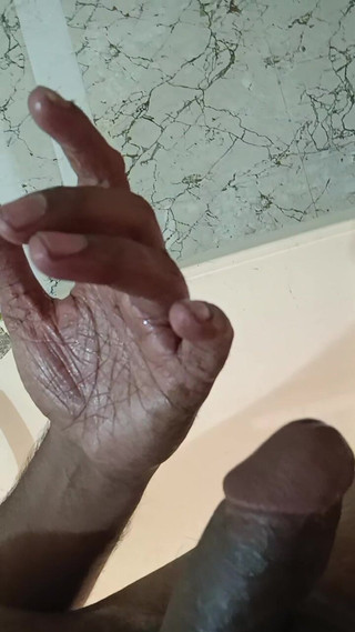 Tausif khan: Pemandu kereta rickshaw kepuasan diri bogel penuh