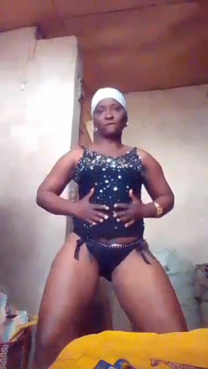 Sugarmama video call mutual masturbation: Tlustá sugar mama je nadržená, masturbuje
