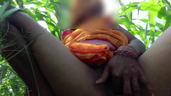 Treblsex: Chị kế, ngồi trên cánh đồng bajra Ấn Độ và rút cạn nước...