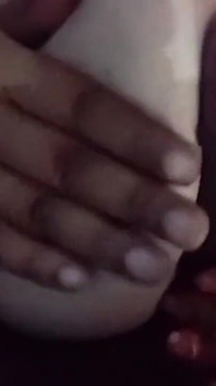 Bhabhi seksi panas India melepaskan isteri saya dari batang saya