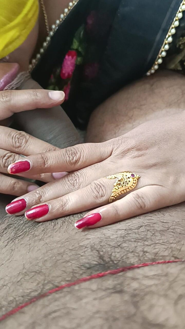 Desigirlsiri: Perselingkuhan adik tiri dengan suara telugu, memeknya dientot habis-habisan sampai...