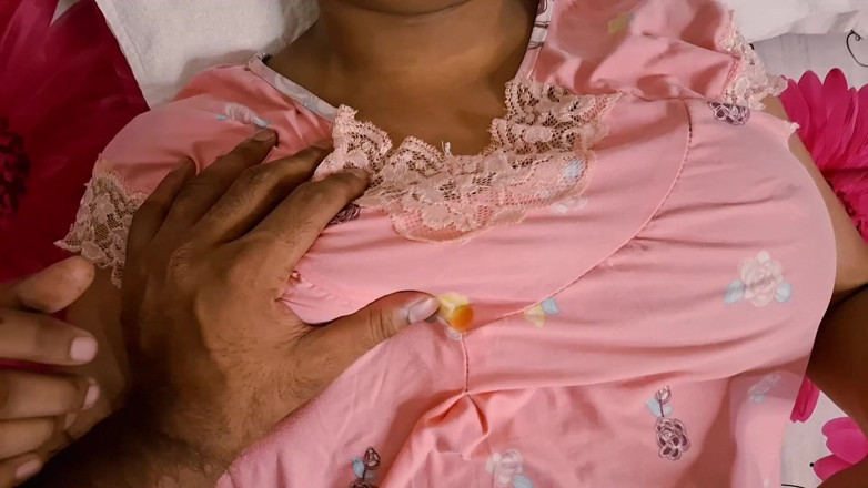 Banglasexycouple: 찐 신음하는 섹스로 변하는 인도 마사지!