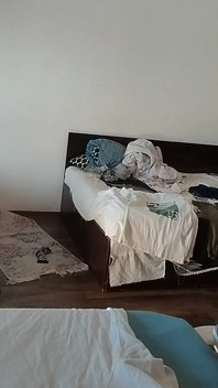 Esposa amateur haciendo tareas domésticas desnuda.