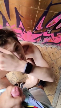 Snauwflake Get Fuck in Abandoned Mansion ( Gay Crusing )