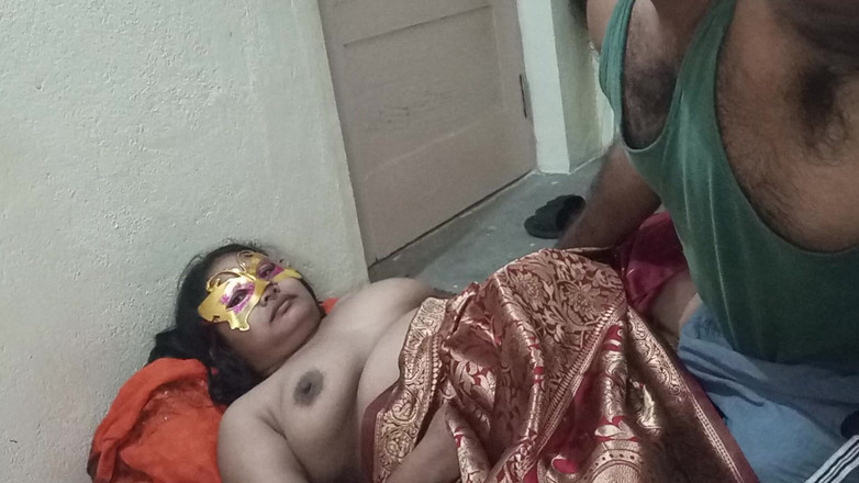 Mridulmadhu: Чоловік і дружина, повне сексуальне відео Dshi