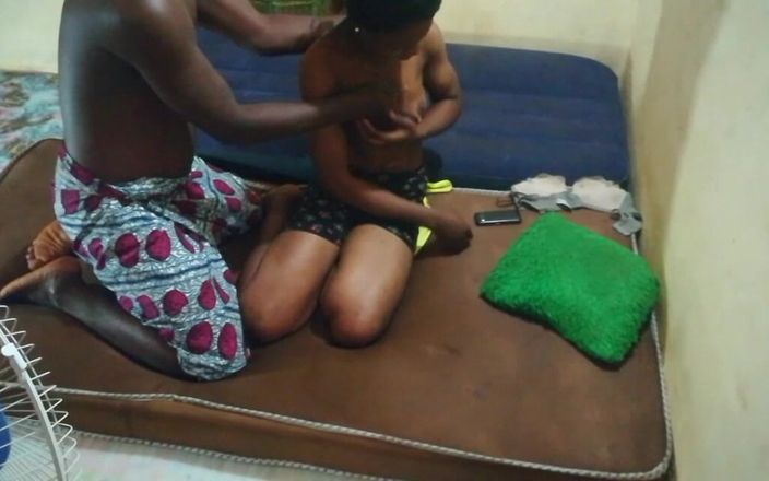 Pornsexlive: Para conta de luz não paga, bênção é fodida por um...