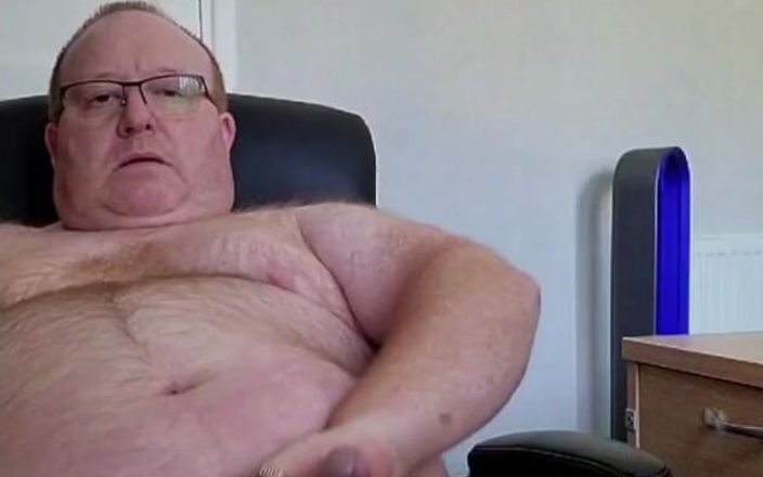 Daddysmudge: Papà gioca con se stesso + sborrata