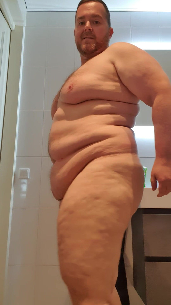 Gordifat: Banyodan önce şişman çıplak