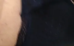 Domowe dildo podczas noszenia kobiecych majtek