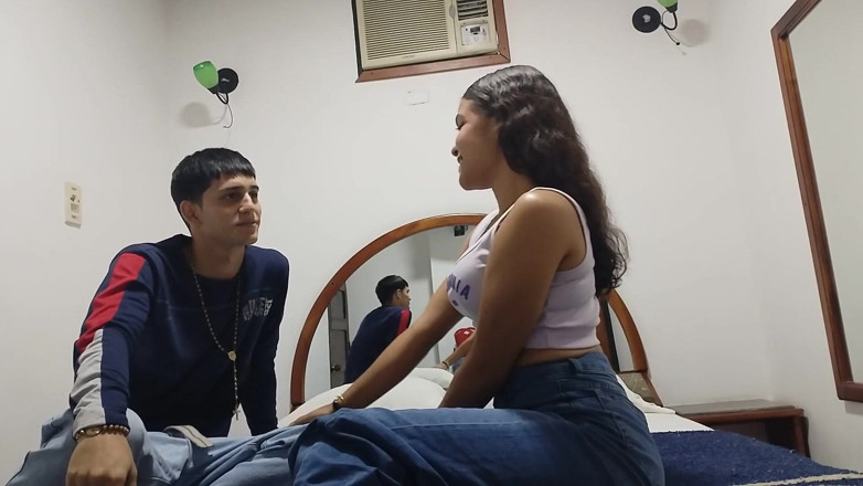 ValentinaHot10: बहुत मोटे लंड के साथ मेरे हॉट सौतेले भाई के साथ जुनून की रात