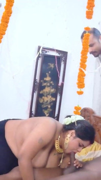 Biggest Indian Boobs Horny Bhabhi Fucked by All Boys at Her Wedding Night ( Hindi Audio )