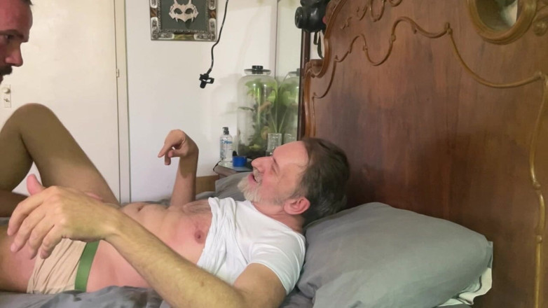 Monster Dick Hunters: Vicus X me visita novamente