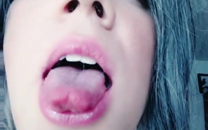 Anna Rios: 想要抚摸我的舌头