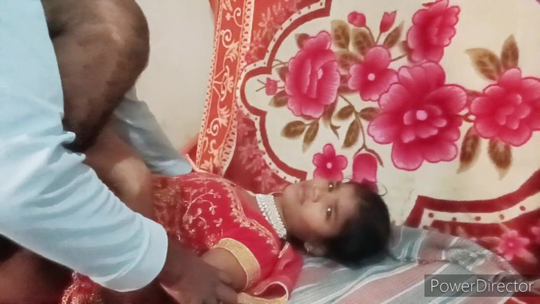 Laxmdevi: Hintli köylü ilk gece yeni evli çift sert sikişiyor