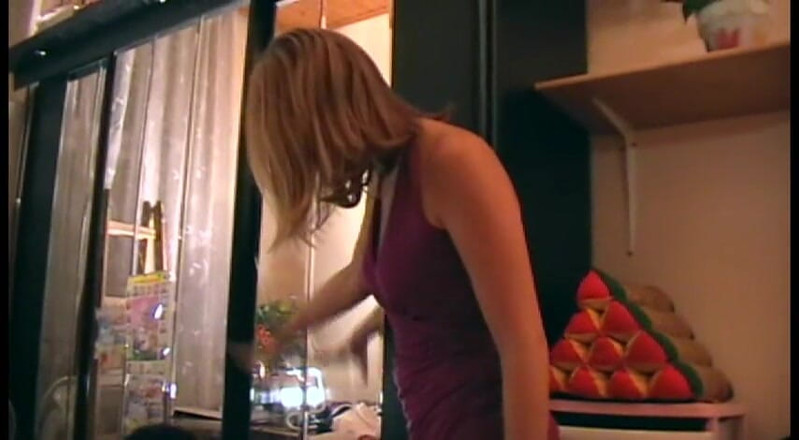 Femdom Austria: She makes him clean her mirror