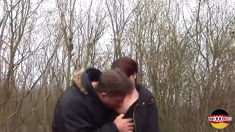 123XXX - Fucked Amateurs in Germany!: Picked up Chick Gets Fucked and Jizzed Outdoors