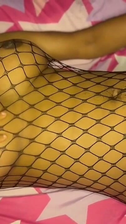 Spectacular porn: Awek eboni memberikan teman lelaki kawan baik blowjob yang menakjubkan...