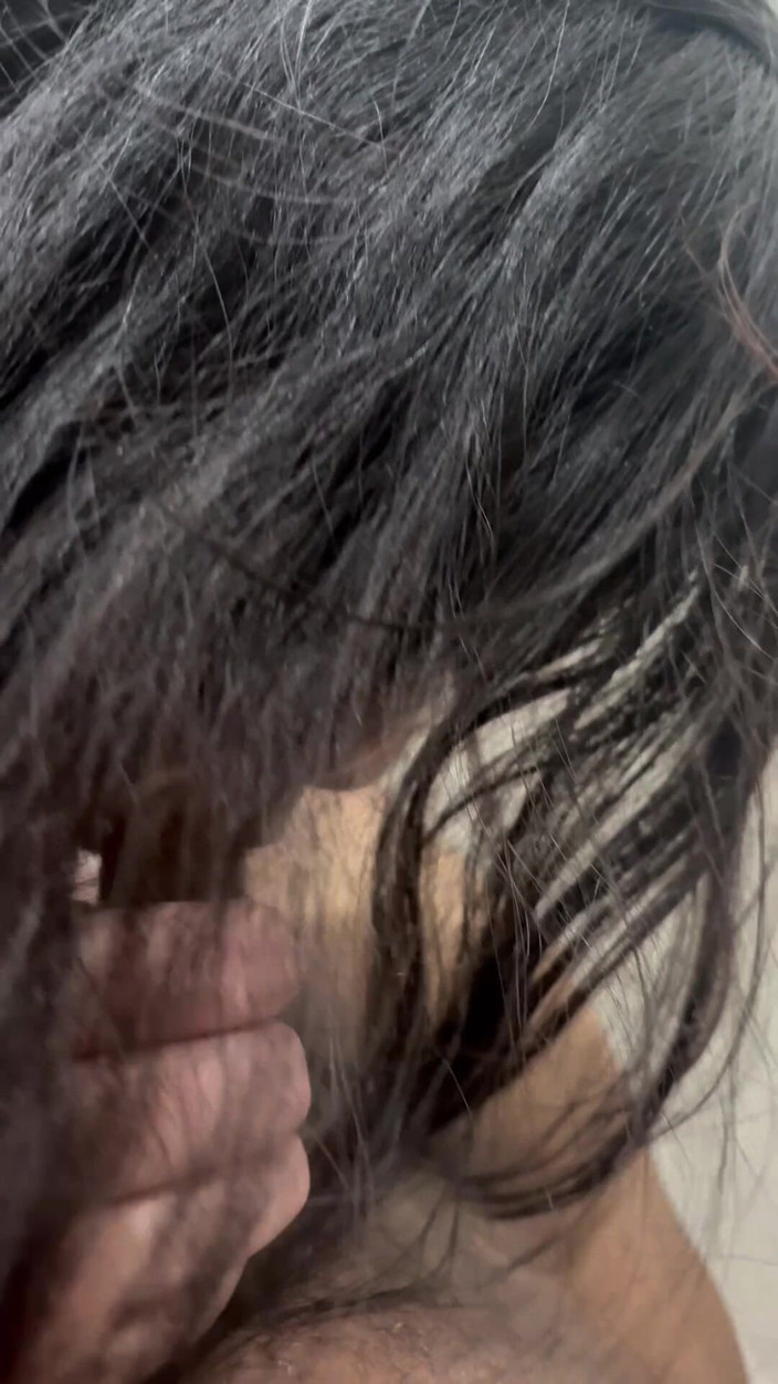 Mommy Puchong: La fidanzata di qualcuno ama succhiare il cazzo