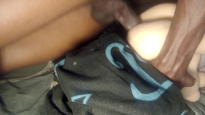 Bangcum8: Peitos brasileiros, rabuda fodendo o homem, muito manada na selva