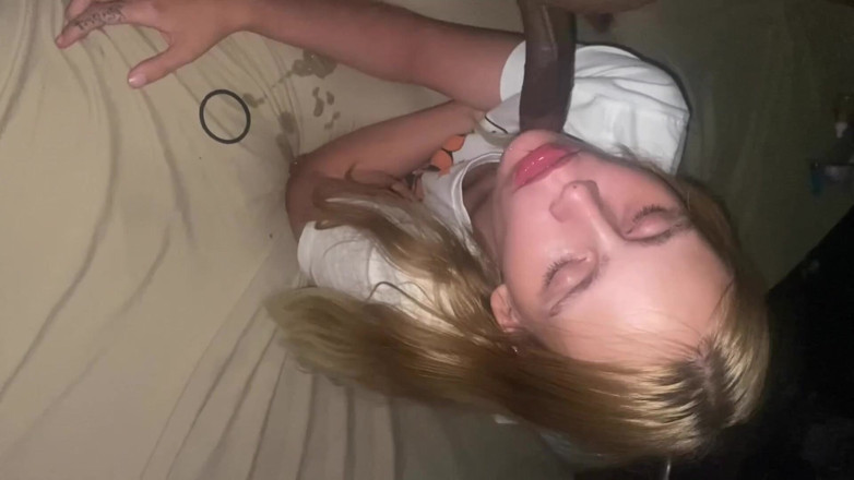 Kay&Nayy: 2 bouteilles de ma fille ultérieure aux pieds nus m’ont...