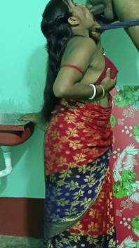 Indisk desi styvsyster-in-law tog min svarta kuk i smärtsam extrem fitta jävla och suger min svarta kuk