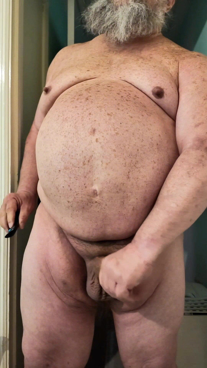 GeneWadexxx: Stepdaddy Bear Stroking His Cock