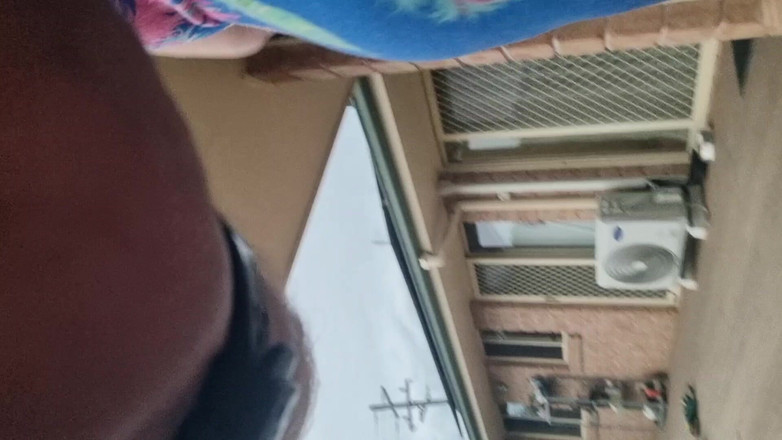 WeAreFukBunnies: Suami merekam saat dia mengisap salah satu penggemarnya