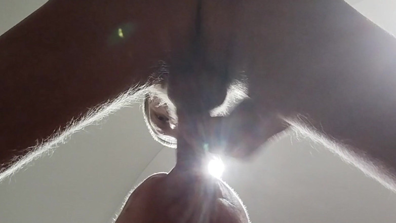 Zona901: ペニスをしゃぶって、私の精液を口いっぱいに