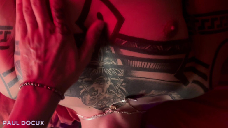Paul Docux: What a Delicious Open Pussy Bidder Caressing My Curved Cock