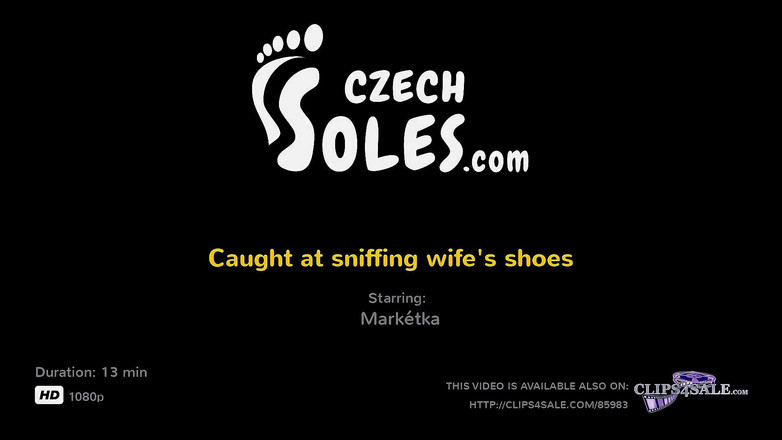 Czech Soles - foot fetish content: An den schuhen der ehefrau erwischt