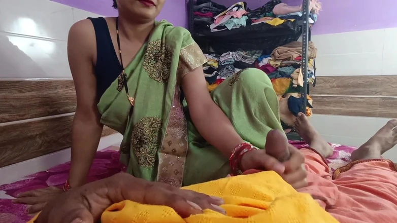 tannu: Daughter-in-law's Father-in-law Left with Excuses, in Hindi Voice. Bahu Ki...