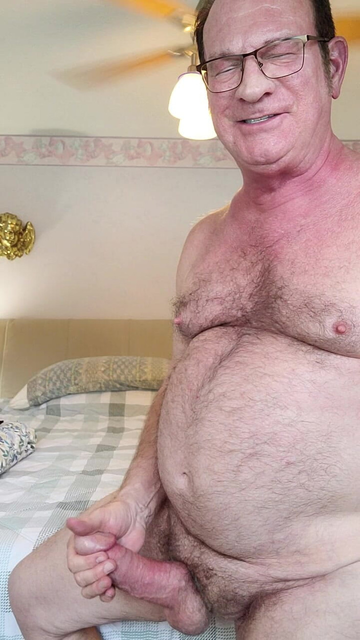 DaddyLNargo: Дідусь гарячий