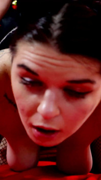 Seksi genç neko kedi kızı Anastasia Rose'un sikişlerini parçalıyorum