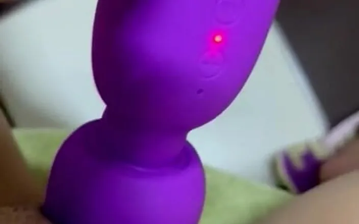 TattoedKate: Teď potřebuji ptáka