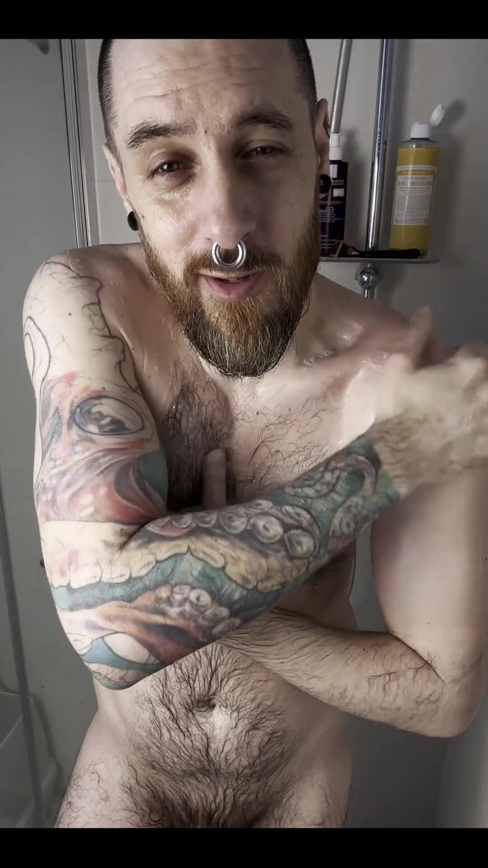 Maxx Obsidian: Shower with Me After the Gym!