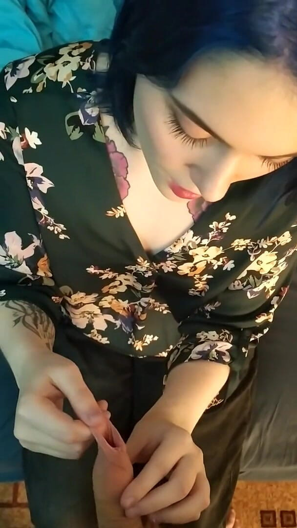 Stacy Moon: 包皮玩耍