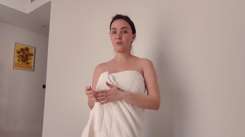 Alina Rai: Ich Bat Meinen Stiefsohn Gerade Um Eine Massage... Und Jetzt...