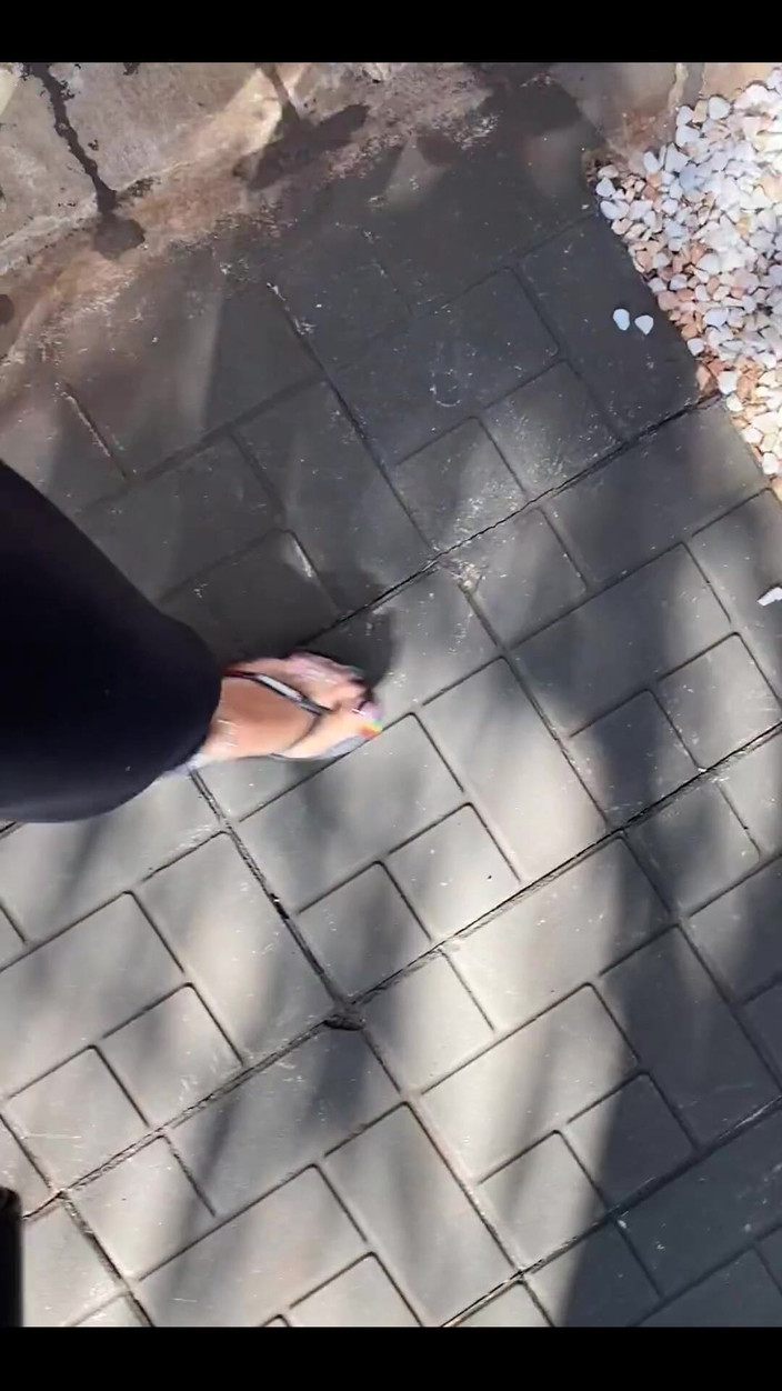 KiffaFeet: Przybywając do domu z tym idealnym czarnym pedicure