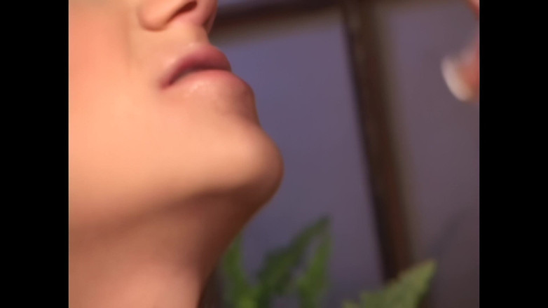 Pornobello: Alex Devine: Scopata Bene Da Un Cazzo Enorme